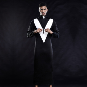 PRIESTER-ROBE
