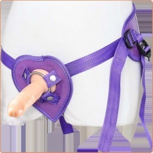 STRAP-ON HARNESS MIT DILDO AUS SILIKON
