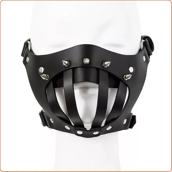 LEDER-MAULKORB MIT NIETEN