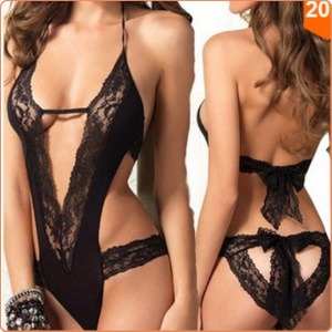 DEEP-V LACE TEDDY