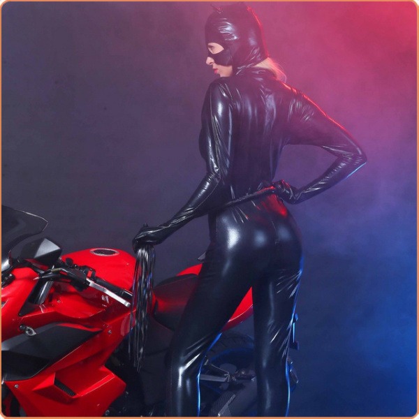 CATWOMAN FIGHTER – Bild 5