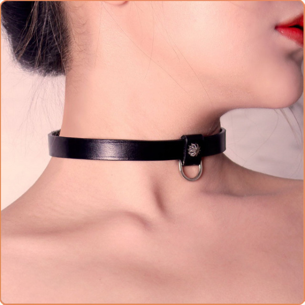 LEDER SCHMALES HALSBAND MIT LEINE – Bild 2